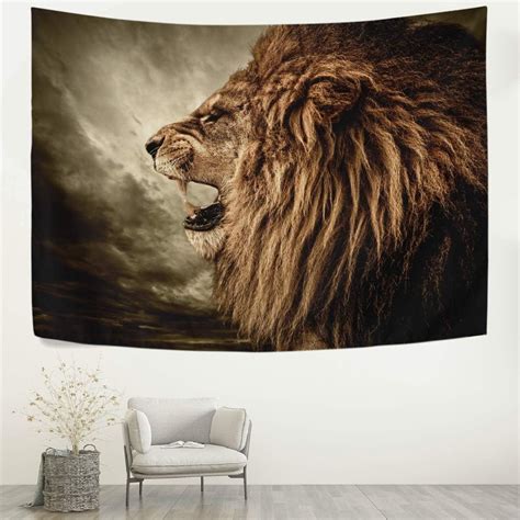   The Lion Hunt Tapestry: A Triumph of Thread and a Roaring Spectacle of Power!